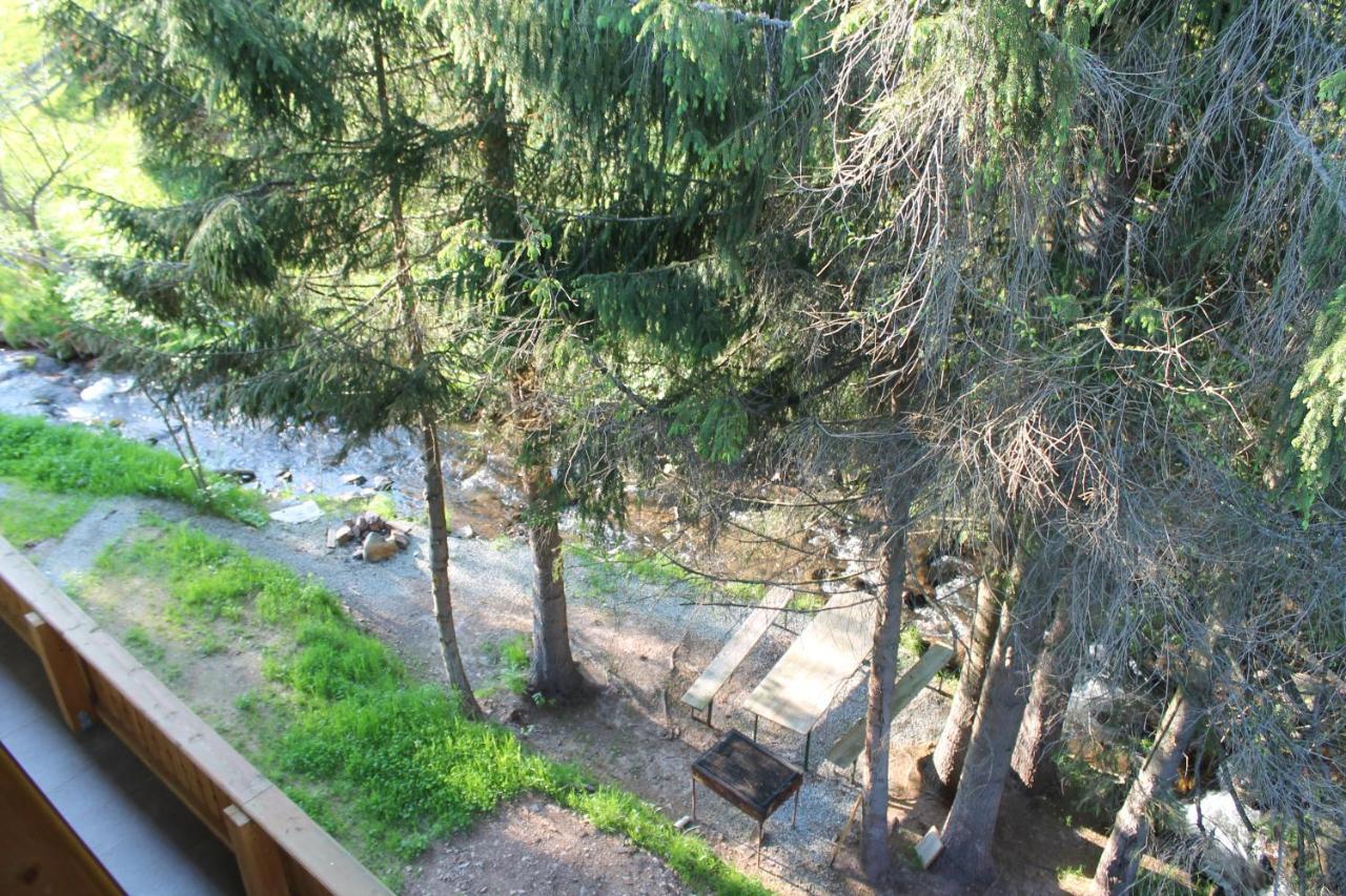 Arnica Montana Hotell Arieşeni Exteriör bild
